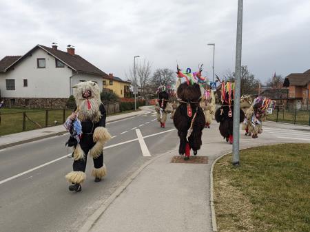 Občino Razkrižje obiskali kurenti 7